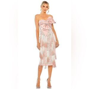 Mac Duggal Bow Front Ombré Fringe Detailed Dress size 10